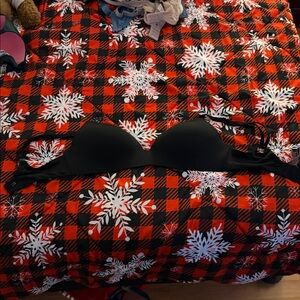 Victoria Secret Light Lined Black Women's Wireless Bra